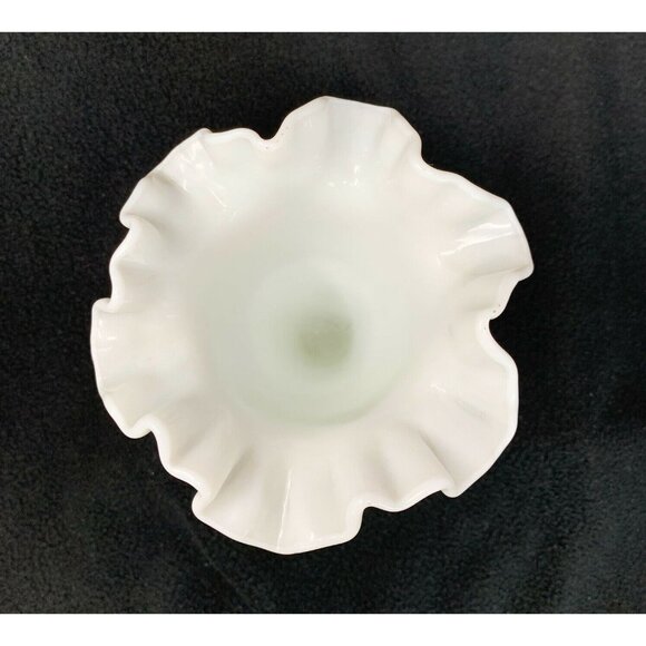 FENTON MILK GLASS HOBNAIL DOUBLE CRIMPED VASE ~ Ruffled Edge ~ Pre-1970 - Picture 5 of 7